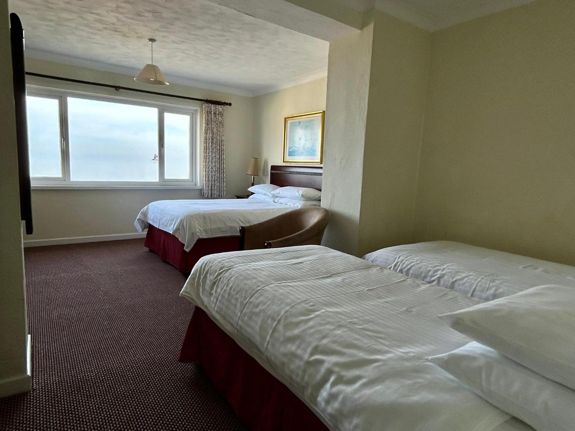 Bay View - Seafront, Sandown - Free Car Ferry For Bookings Of 3 Or More Nights, Subject To Availability Екстер'єр фото