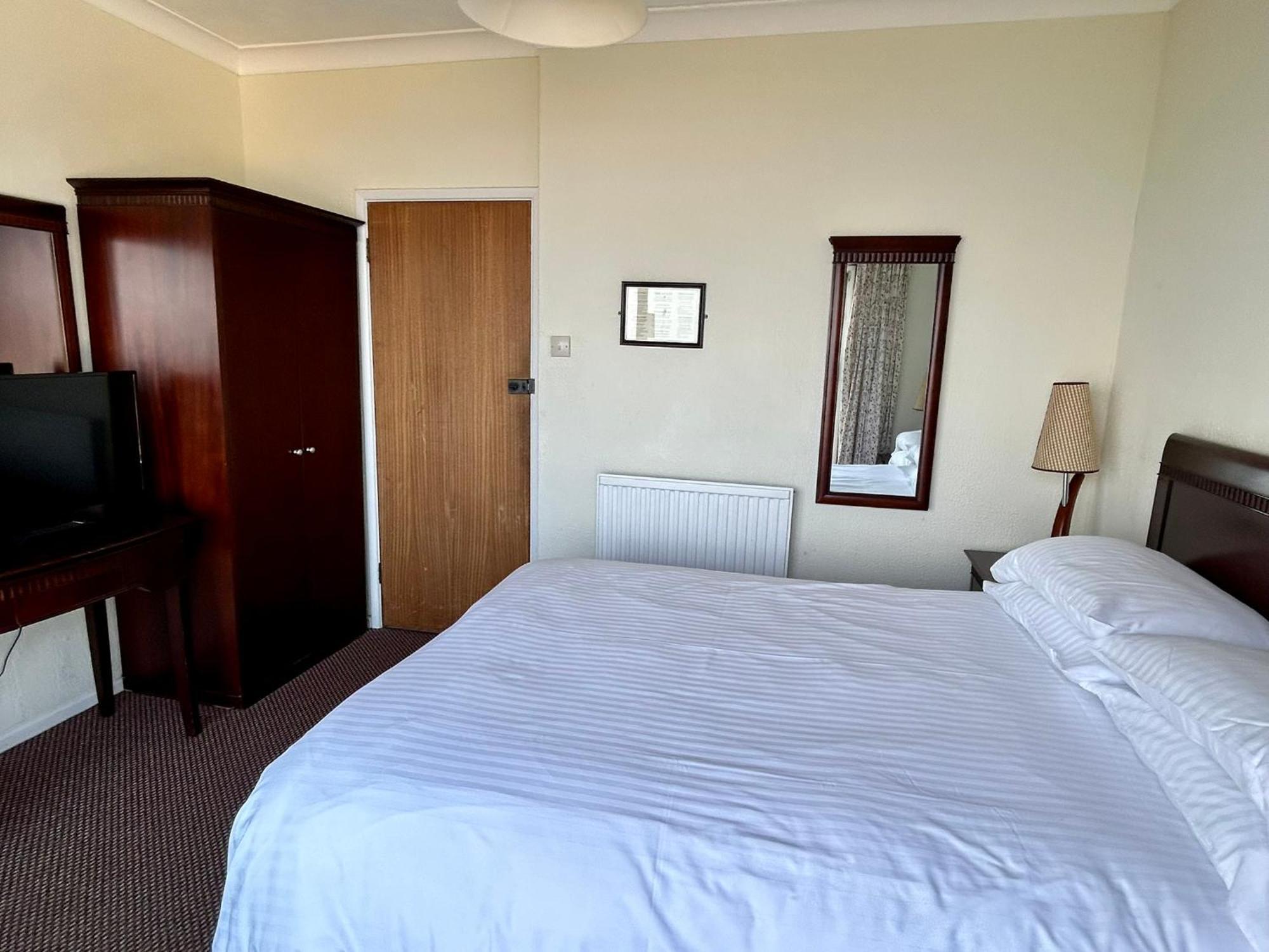 Bay View - Seafront, Sandown - Free Car Ferry For Bookings Of 3 Or More Nights, Subject To Availability Номер фото