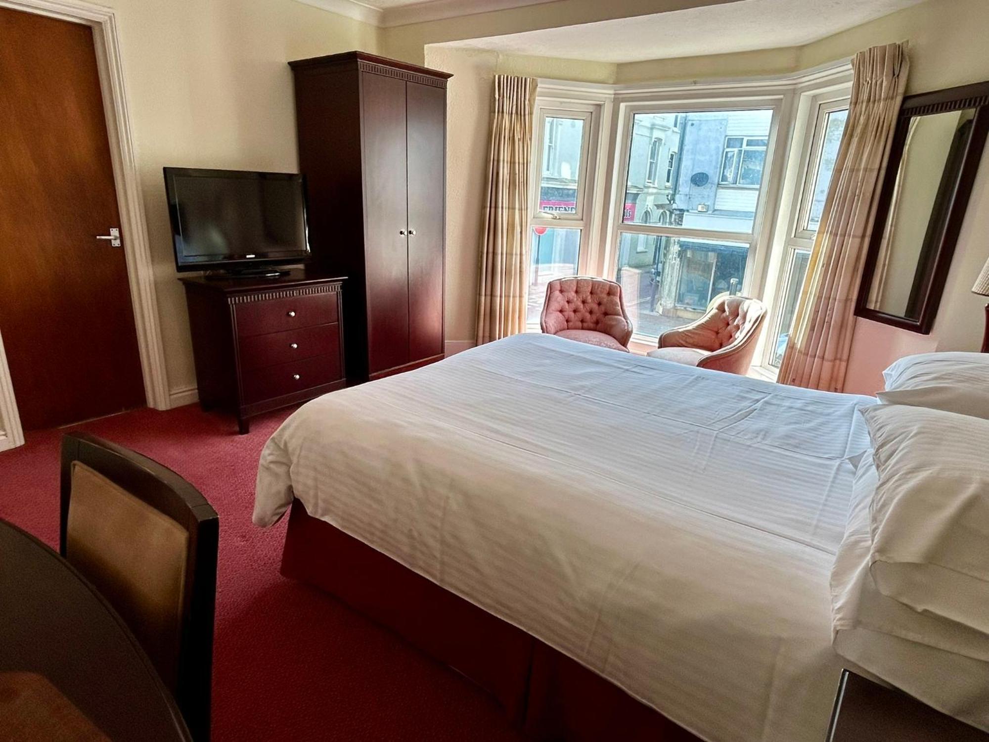 Bay View - Seafront, Sandown - Free Car Ferry For Bookings Of 3 Or More Nights, Subject To Availability Екстер'єр фото