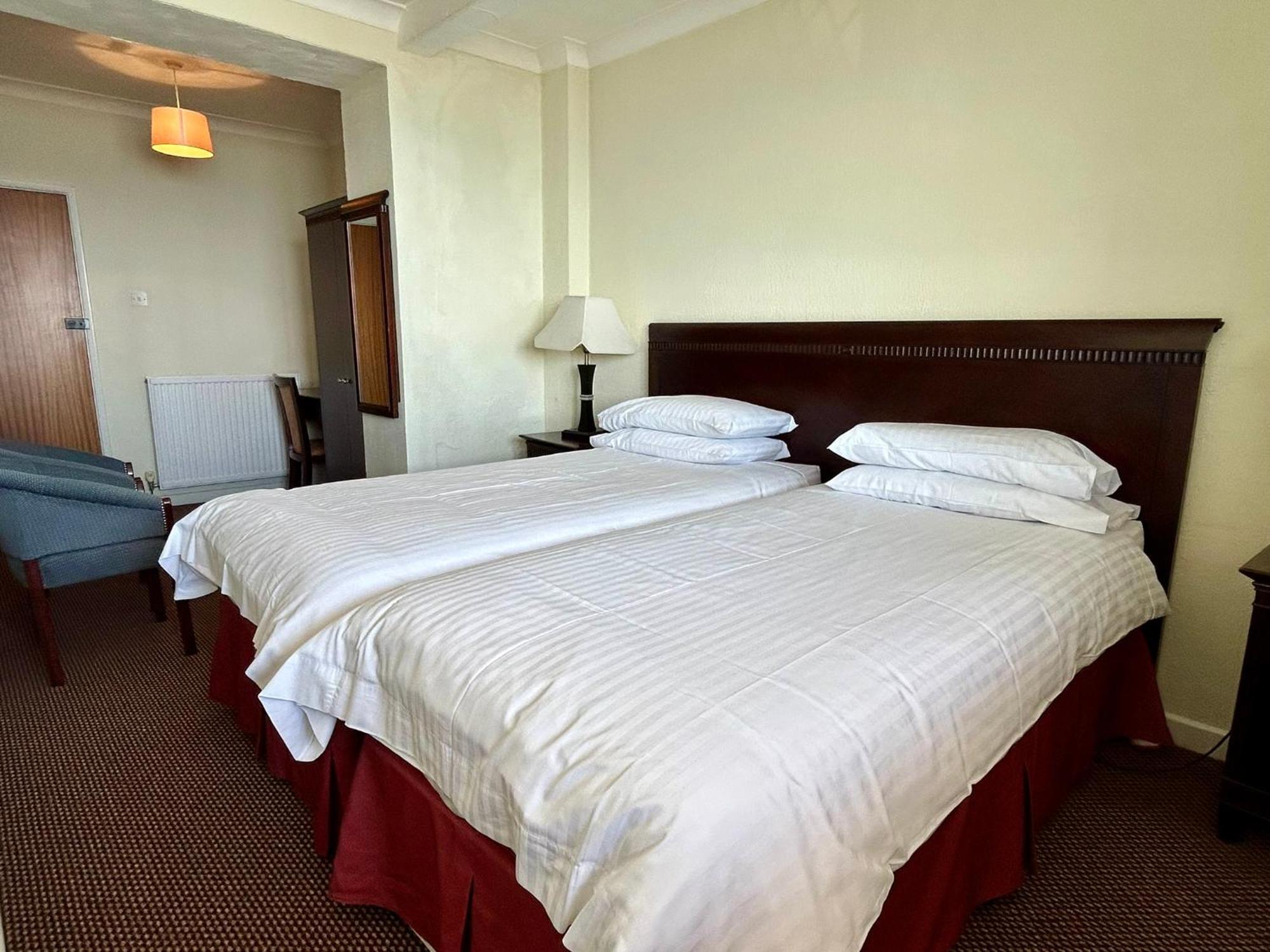 Bay View - Seafront, Sandown - Free Car Ferry For Bookings Of 3 Or More Nights, Subject To Availability Номер фото